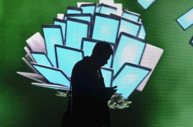 Avem cea mai buna viteza la Internet, dar suntem pe ultimul loc in UE la folosirea lui