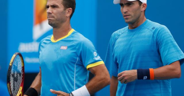Horia Tecau l-a invins pe Andy Murray la dublu si s-a calificat
