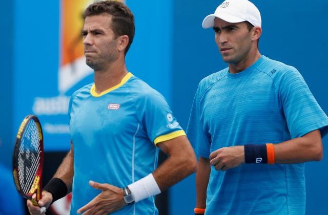 Horia Tecau l-a invins pe Andy Murray la dublu si s-a calificat