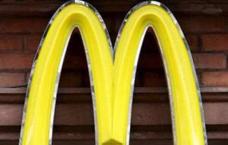 Mancarea traditionala nu mai este la moda - Fast-food-ul a cucerit Romania