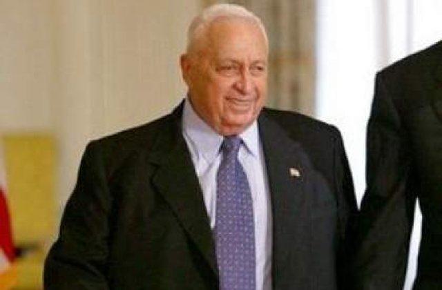 Ariel Sharon a fost readus la spital