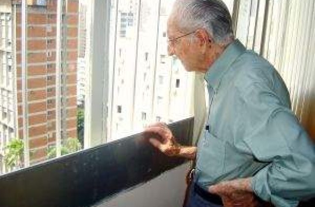 Guvernul ignora plangerile pensionarilor