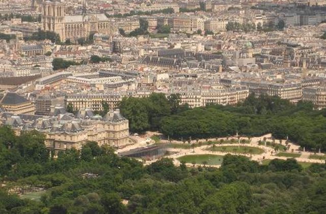 Se tine UE de "extravagante inutile"?