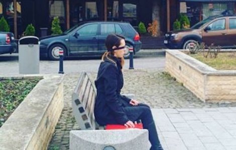 Verificari ale politiei, dupa ce o tanara legata la ochi a fost vazuta in zone publice din Alba Iulia