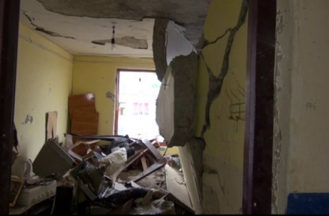 160 de familii din Galati au ramas fara locuinte in urma exploziei de sambata aseara