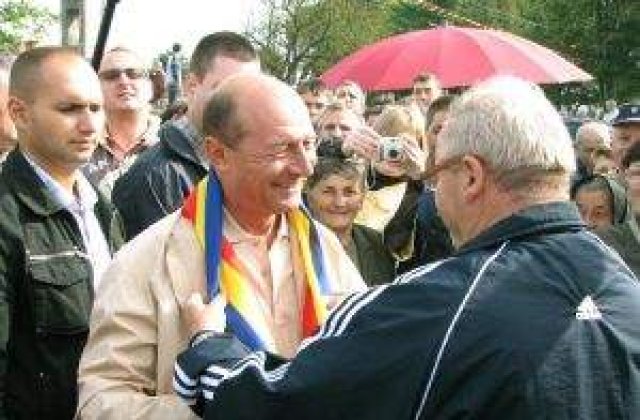 Alegerile au inceput la Tebea