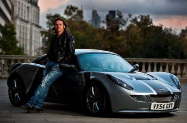 Un britanic a construit un supercar electric mai rapid decat Tesla Roadster