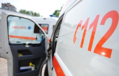 Arad: Un copil de opt ani a murit dupa ce a cazut de pe un deal in timp ce se juca