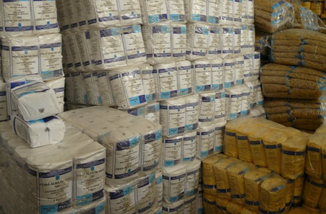 Digi24: Banii europeni pentru romanii saraci, furati de politicieni si prietenii lor