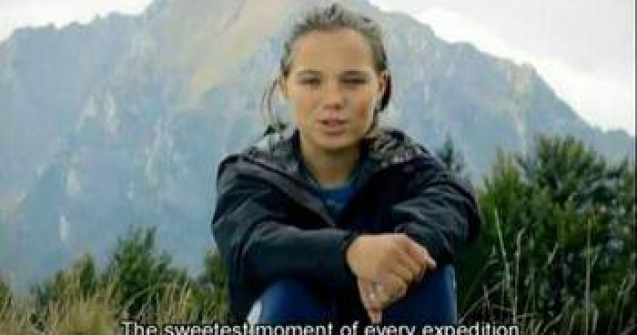 O romanca vrea sa ajunga "cel mai sus"!