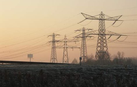 Consumatorii, informati despre sursele din care este produsa electricitatea