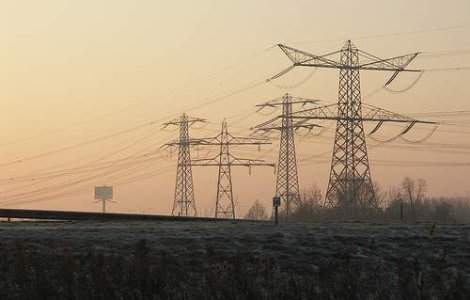 Consumatorii, informati despre sursele din care este produsa electricitatea