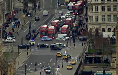 Atac la Parlamentul britanic. Doi romani, printre persoanele ranite