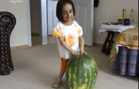  Video/ foto  Cea mai scunda femeie din lume