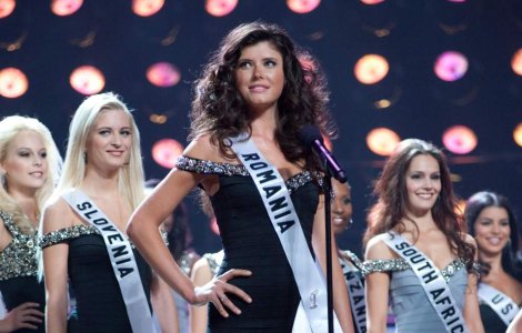 Caravana Miss Universe ajunge la Oradea