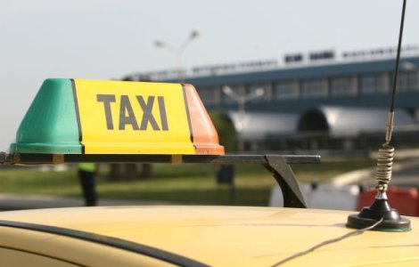 Politistii au verificat taximetristii din zona a cinci aeroporturi