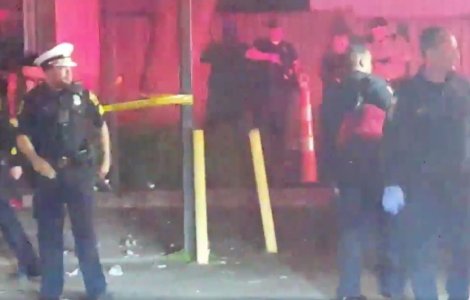 Cel putin un mort si 14 raniti, dupa ce un atacator a deschis focul intr-un club din Cincinnati