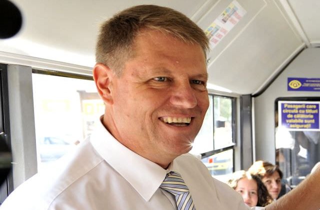 Iohannis s-a intalnit cu studenti si profesori romani din Italia: Viitorul UE nu depinde doar de responsabilitatea liderilor