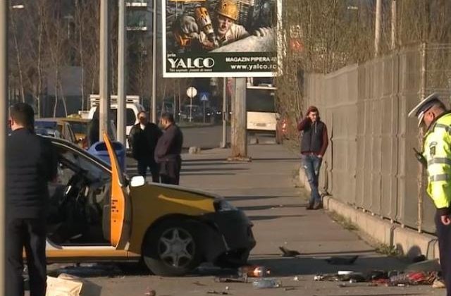 O femeie si-a pierdut viata intr-un accident de taxi in Bucuresti
