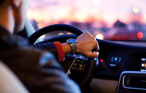 CEL.ro intra pe piata asigurarilor RCA