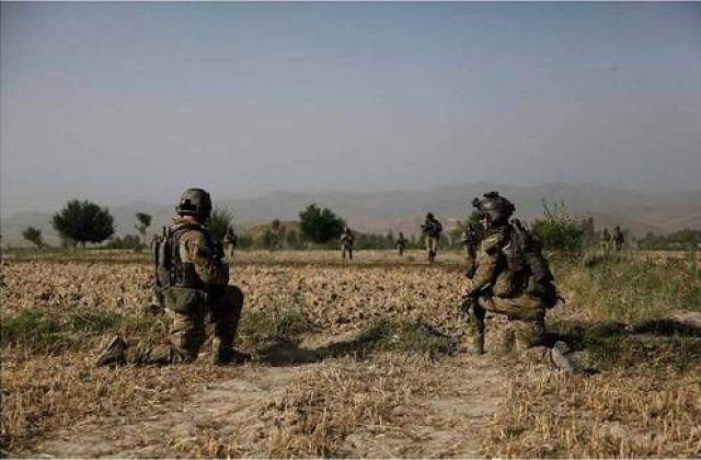 NATO a aprobat strategia de retragere din Afganistan