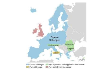 Sarkozy: Romania trebuie sa-si rezolve problemele la frontiere inainte sa adere la Schengen