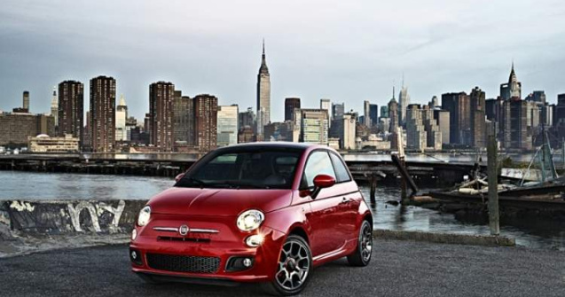 Fiat s-a intors in America, dupa mult timp. Cu micul Fiat 500 modificat!
