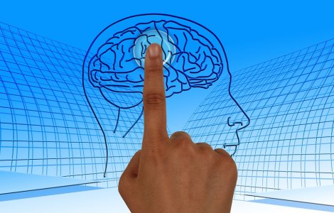 Un implant cerebral a permis unui barbat paralizat sa isi miste mainile cu ajutorul gandurilor