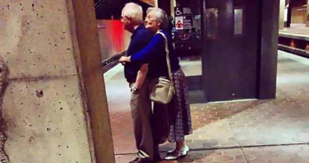  Top  Asa arata dragostea adevarata! 10 imagini care te vor emotiona