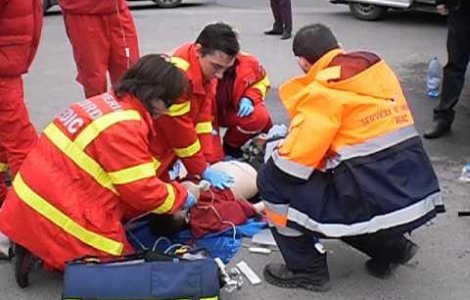 Timisoara: O fetita de patru ani a murit dupa ce a fost lovita de o masina pe strada