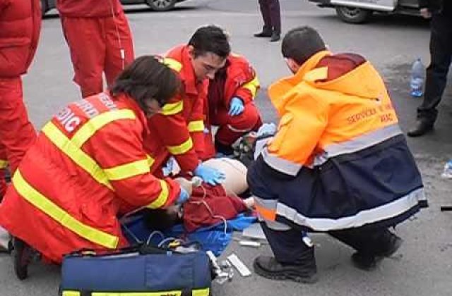 Timisoara: O fetita de patru ani a murit dupa ce a fost lovita de o masina pe strada