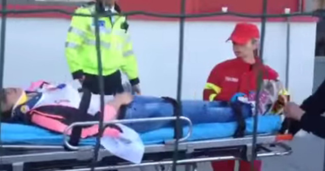 Arges: Un mort si cinci raniti dupa ce un barbat a intrat cu masina intr-un grup de oameni