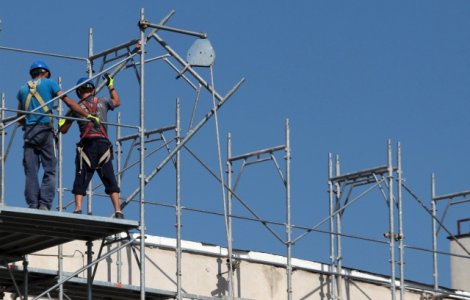 Timisoara: Doi muncitori au murit, dupa ce tavanul unei cladiri s-a prabusit peste ei