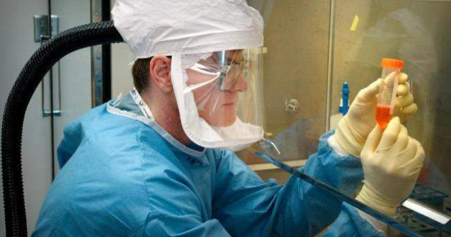 Premiera mondiala: Celule stem implantate in ochi