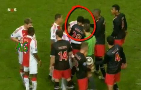  Video  Capitanul lui Ajax Amsterdam a muscat un adversar