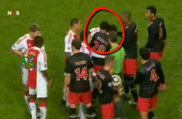 [VIDEO] Capitanul lui Ajax Amsterdam a muscat un adversar
