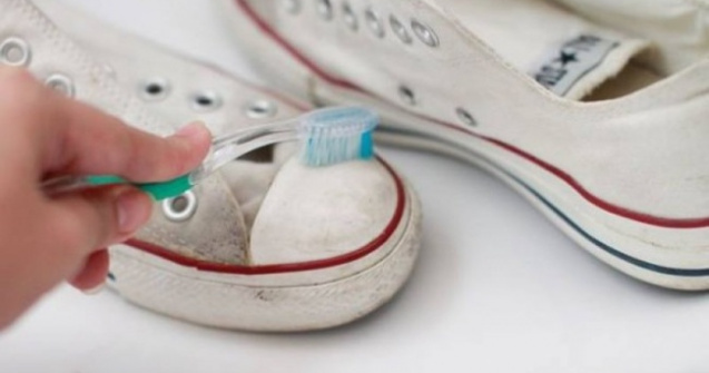  Top  9 utilizari ale pastei de dinti la care nu te-ai fi gandit vreodata