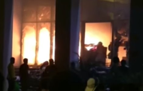  Video  Congresul din Paraguay, incendiat de protestatari