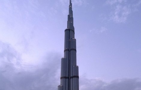  Foto   Video  Dubai: Incendiu in apropiere de turnul Burj Khalifa, cea mai inalta cladire din lume