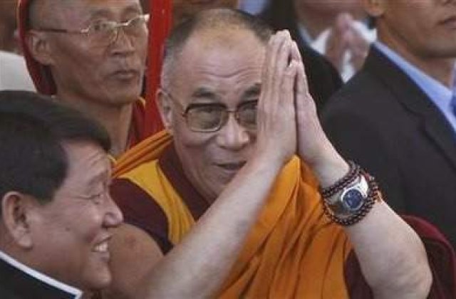 Dalai Lama renunta la conducerea Guvernului tibetan?