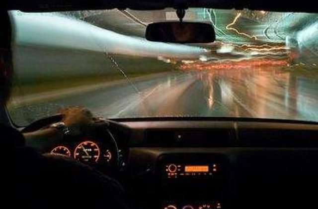 Permis de conducere doar pentru absolventii de gimnaziu