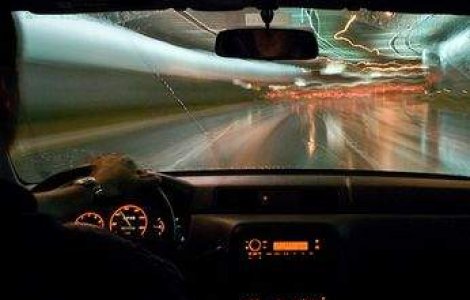 Permis de conducere doar pentru absolventii de gimnaziu