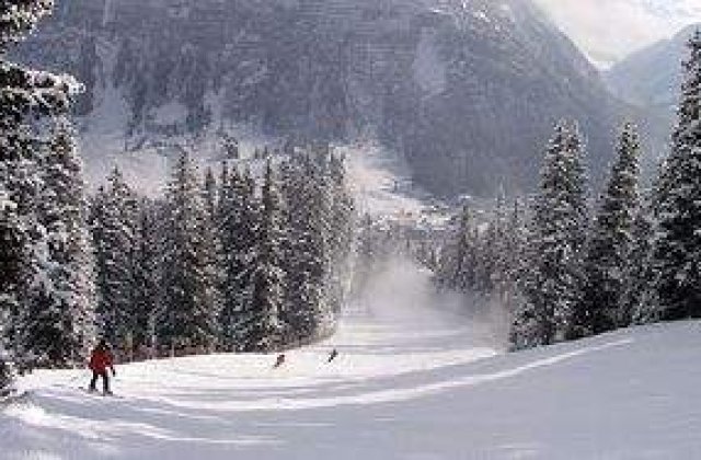 Prima zapada din sezon s-a asternut in Masivul Parang