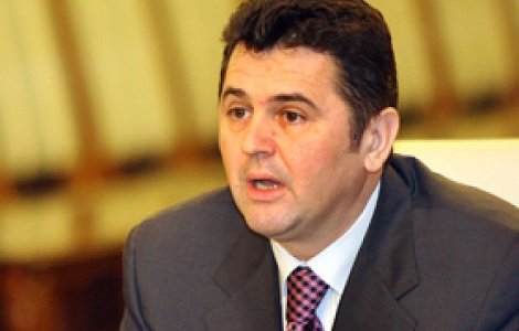 Deputatii decid astazi daca ii iau imunitatea lui Eugen Bejinariu