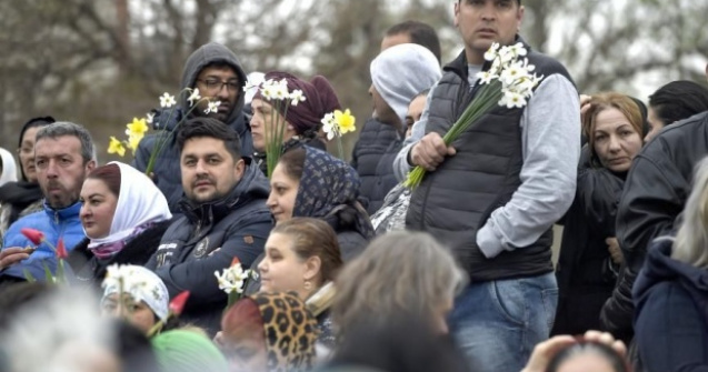 Circa 1.500 de florari au protestat in Piata Universitatii, nemultumiti ca nu mai primesc autorizatii de functionare