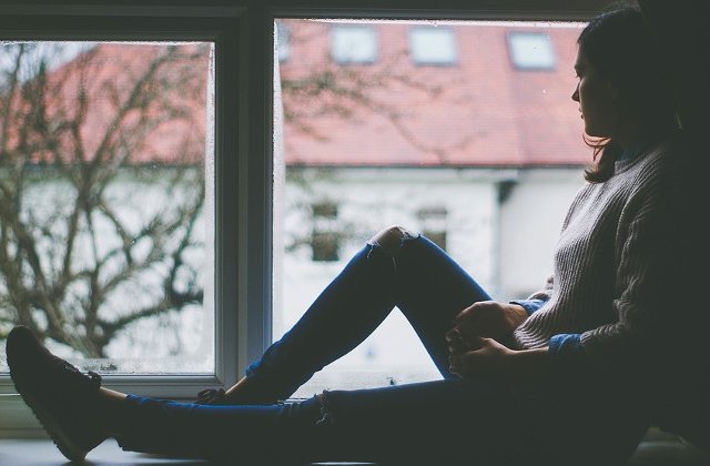 Aproape un milion de romani sunt diagnosticati anual cu depresie