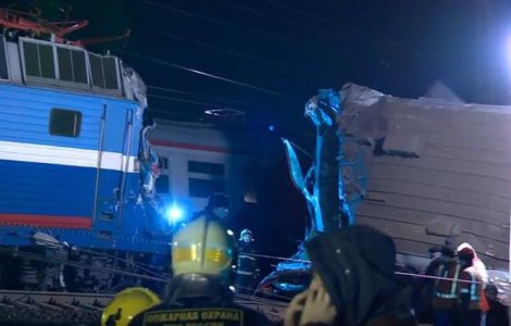 50 de raniti dupa ce doua trenuri s-au ciocnit in vestul Moscovei