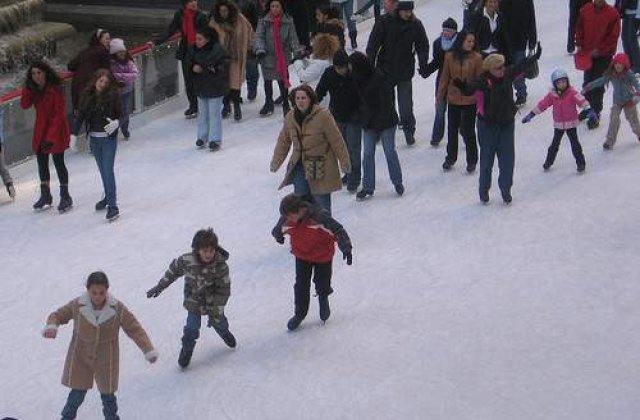 [VIDEO] Liber la patinaj in Bucuresti