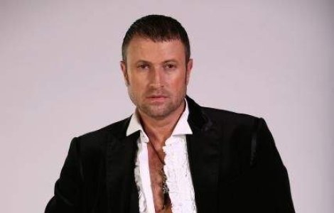 Botezatu a dezvaluit cine este fiul sau secret