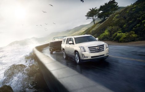 Se reaprinde un duel american 100%: noul Lincoln Navigator promite sa il bata pe actualul Cadillac Escalade